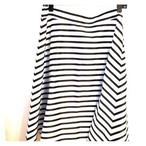 A-line black and white striped skirt